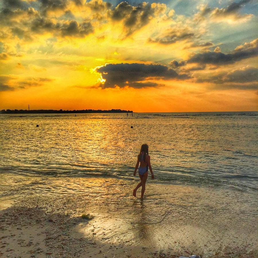 Puri Air Beach Resort & Spa Gili Air Dış mekan fotoğraf