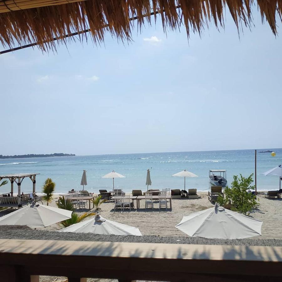 Puri Air Beach Resort & Spa Gili Air Dış mekan fotoğraf