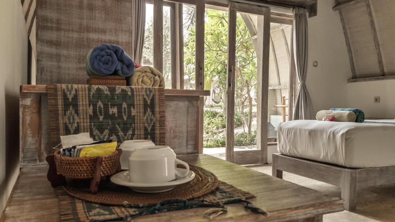 Puri Air Beach Resort & Spa Gili Air Dış mekan fotoğraf