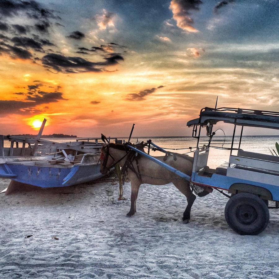 Puri Air Beach Resort & Spa Gili Air Dış mekan fotoğraf