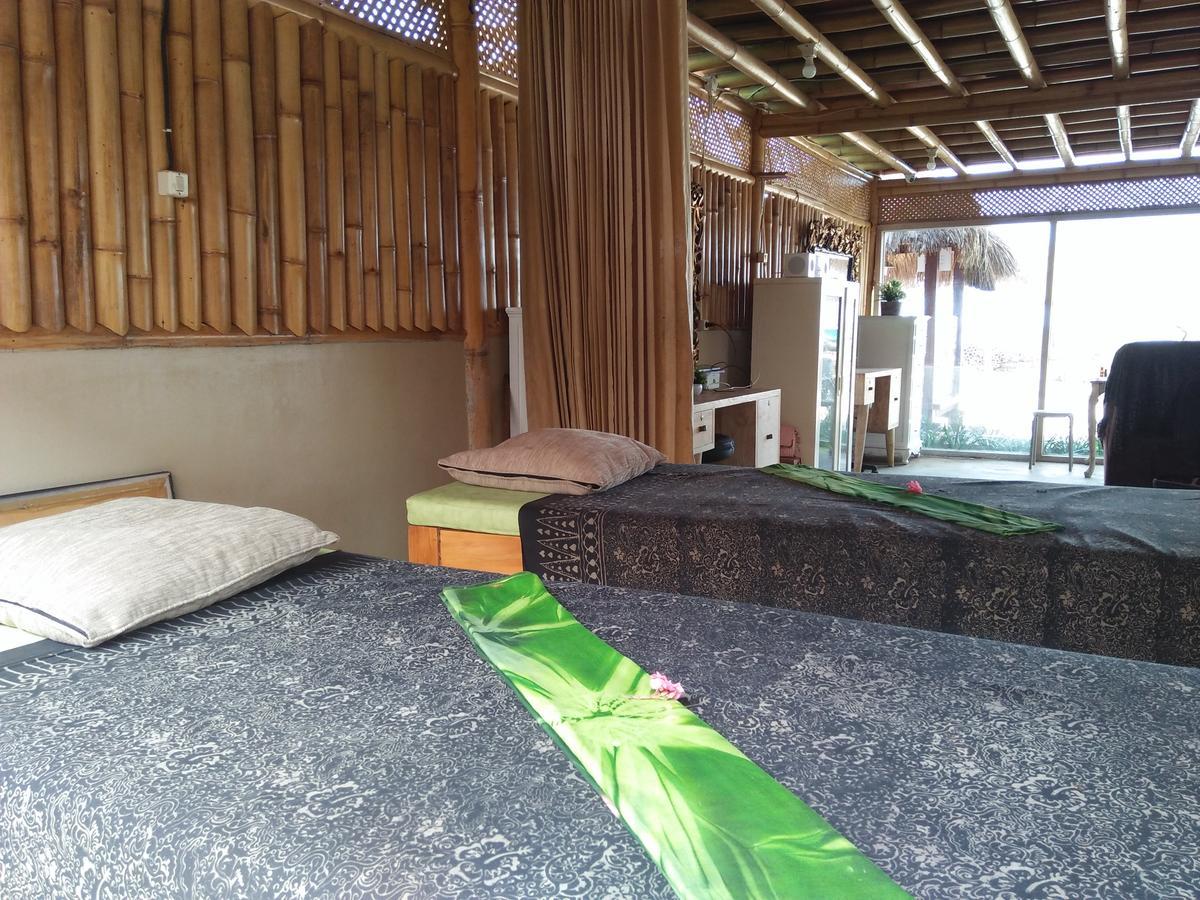 Puri Air Beach Resort & Spa Gili Air Dış mekan fotoğraf