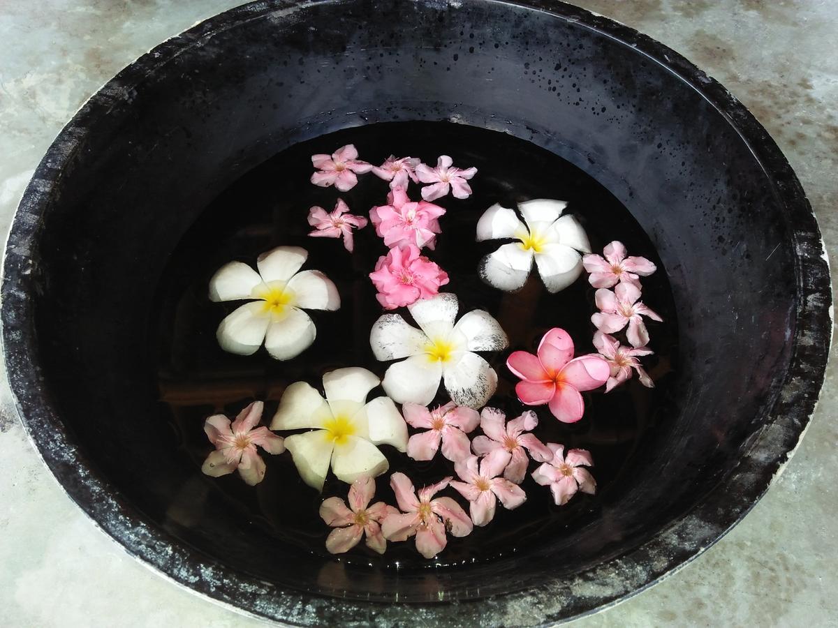 Puri Air Beach Resort & Spa Gili Air Dış mekan fotoğraf