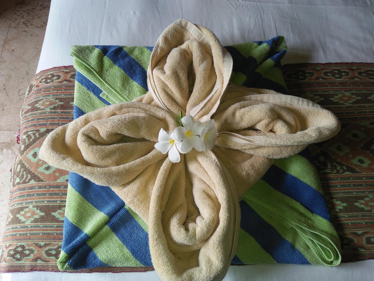 Puri Air Beach Resort & Spa Gili Air Dış mekan fotoğraf